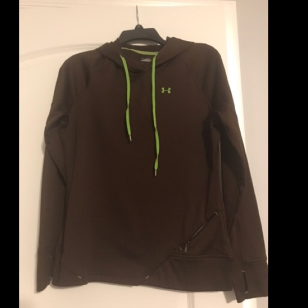 Under Armour sweatshirt